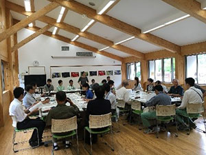 会議の様子1
